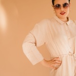 Eleganza Discreta: Come Creare un Look Raffinato e Sobrio Ogni Giorno