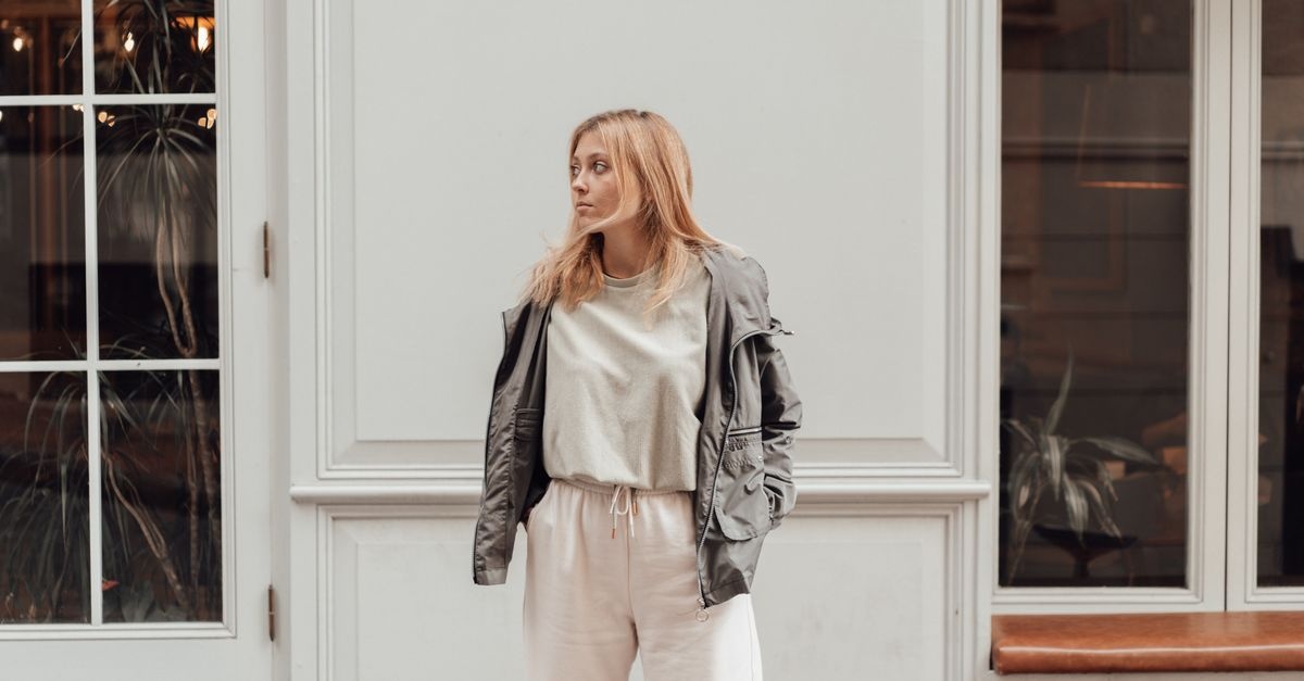 Eleganza senza tempo: come creare outfit sofisticati con tonalità neutre