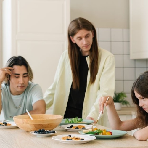 Quando la famiglia non ti accetta: come ritrovare forza, confini e serenità
