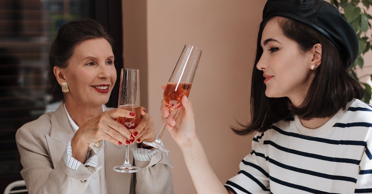 Idee chic e facili per il tuo look da aperitivo: outfit perfetti per ogni donna