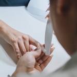 Unghie Opache? 9 Rimedi Semplici per Ritrovare Brillantezza e Salute