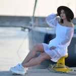 Idee Fresche per un Look da Sera Estivo: Outfit Chic e Leggeri per Ogni Occasione